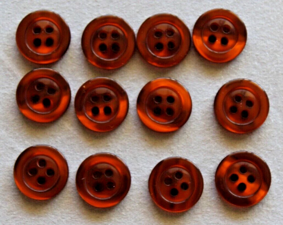 12 Brown, 4 Hole 15mm Plastic Buttons - Image 1 of 1