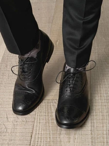 Alexander McQueen Men's Stud-Embossed Lace-up Leather Shoes Size 43 $845 - Picture 1 of 10
