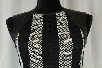 Vestido Yigal Azrouel Talla 0 Cuero Negro Hombros Blanco Corte Láser Círculos Boho Foto 1 de 4