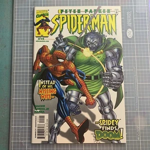 PETER PARKER: SPIDER-MAN #15 (DR. DOOM) MARVEL. NM- - Imagen 1 de 10
