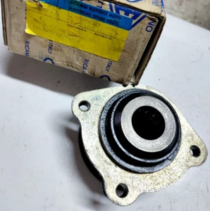 Halterung Anlasser Seite Ritzel Für Antrieb Al / FKB Code 06702 - Picture 1 of 3