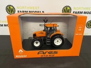 UNIVERSAL HOBBIES 6729 1:32 SCALE RENAULT ARES 816RZ TRACTOR - Picture 1 of 3