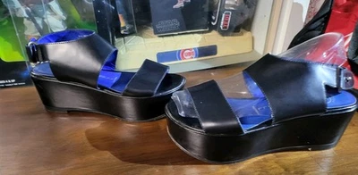 Sandalia plataforma Jeffrey Campbell Ibiza charol negro talla 8 💕 Goth Punk  Foto 1 de 4