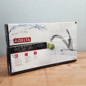 Grifo de cocina Delta 100-DST clásico de una sola manija, cromado, se adapta a fregadero de 3 orificios - Imagen 1 de 9
