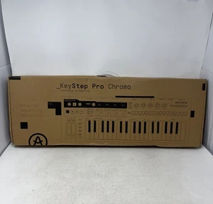 Arturia KeyStep Pro Chroma 37 tasti controller e sequencer per uso stage - Foto 1 di 7
