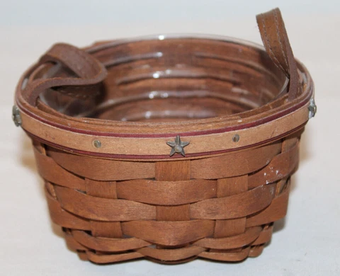 LONGABERGER AWARD  BASKET,  PROTECTOR, STAR TACKS, 2008 Cover