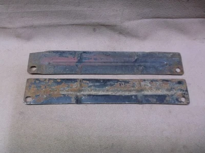 Mercury Cougar Ford Mustang 1967 1968 panel de llenado del radiador bloque de placas Foto 1 de 4