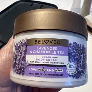 Crema corporal vegana Beloved Lavender Manzanilla Tea 10 oz (x6) -E - Imagen 1 de 3