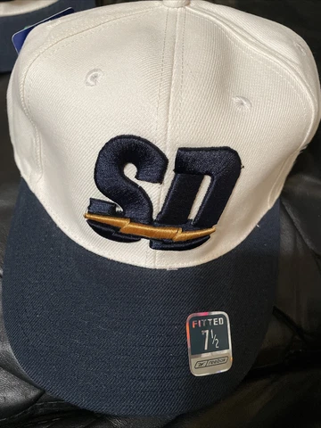 NFL Chargers Hat San Diego Reebok Football Fitted 7  1/2 on Field Ball Cap Cover
