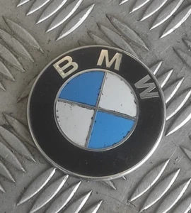 Kühlergrill Abzeichen - BMW 1er II (F20/F21) - 7288752 - Bild 1 von 3