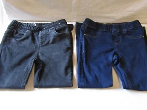 2 PAIRS OF UNISEX CHILDRENS SKINNY JEANS AGE 7-8 YEARS 1 x BLACK 1 x BLUE. - Picture 1 of 9