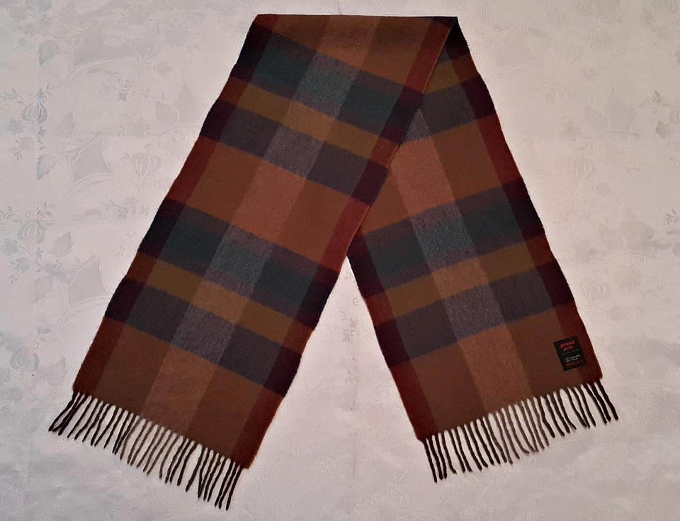 CACHECOL MASCULINO VINTAGE GRANDE PRÊMIO XADREZ E CHEQUE AZUL MARROM CASHMERE BLEND LONGO FRANJA - Imagem 1 de 3