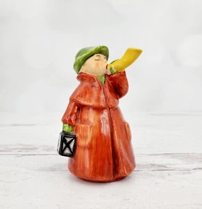 Vintage Hummel Goebel "Town Crier" 3.5" Ceramic Figurine #13 907-09 - Picture 1 of 6