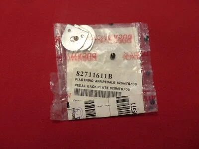 Ducati NOS OEM 82711611B Back Plate, foot peg, 620MTS/06, quantity 3 - Imagem 1 de 3