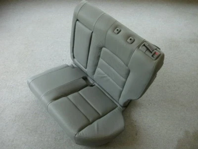 06-08 Mazda 6 серый кожаный левое заднее сиденье  - Изображение 1 из 4