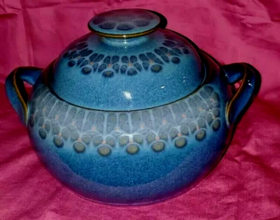 CAZUELA DENBY LANGLEY MIDNIGHT CON TAPA GRES FINO 9 1/2" por 5 3/4" Foto 1 de 4