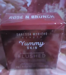 Danessa Myricks ROSE N BRUNCH Delicioso Bálsamo Desenfocante Piel Polvo 3g VIAJE Talla Nuevo en Caja - Imagen 1 de 1