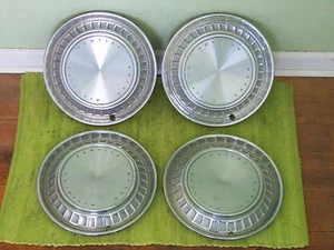 1960 Pontiac Hub Caps 14" Set of 4 Wheel Covers 60 Hubcaps - Picture 1 of 1