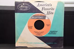 Lil & Rene – Tennessee Waltz / Keep A Lite - 7 Inch Single Vinyl Record - Picture 1 of 3