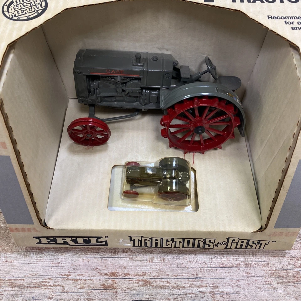 Ertl Case Model L Tractors of the Past #218 1/16 &1/64 Diecast circa 1988 MWMKW