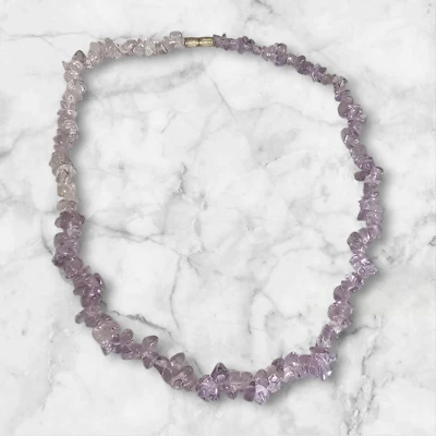 Collar vintage de astillas de amatista con cierre de barril Foto 1 de 4