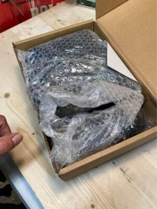 Polycom VVx 311 6 line VOIP Telephone Business Desk IP POE Skype Phone NEW OPEN - Picture 1 of 6