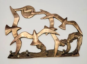 Vintage massiv Messing Möwen & Wellen 5 Haken Schlüsselhaken 6"x5" Strand Maritim Thema - Bild 1 von 5