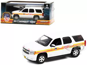 Chevrolet Tahoe 2011 blanco FDNY Departamento de Bomberos de Nueva York 1/43 coche diecast luz verde 86189 - Imagen 1 de 2