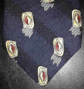 Class Club Tie Silk Short Navy Blue Brown Tan Pattern Geometric Design NIB t4125 - Picture 1 of 6