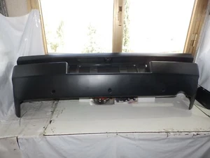 FIAT RITMO ABARTH TC 105 - 125 - DEL 81 - PARAURTI POSTERIORE NERO COMPLETO - Imagen 1 de 3