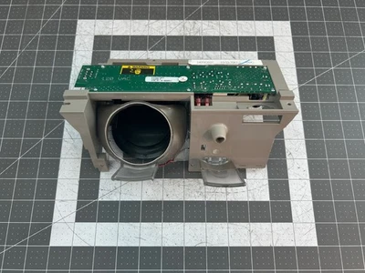 Canal dispensador de refrigerador Frigidaire con placa P# 241680504 241527601 Foto 1 de 4