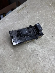 23 24 25 Honda CRV CR-V Right Passenger RH Power Window Switch  - Picture 1 of 2