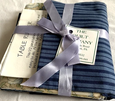 Runner da Tavolo Kit Cucito - The Quilt Company Istruzioni Tessuto - Immagine 1 di 4