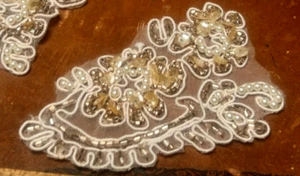 appliques soutache flower beads hand sewn 1pc Clearance Sale - Picture 1 of 2