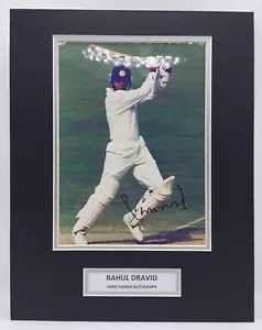RARO Rahul Dravid India Cricket foto firmata esposizione + AUTOGRAFO CERTIFICATO DI AUTENTICITÀ - Foto 1 di 3