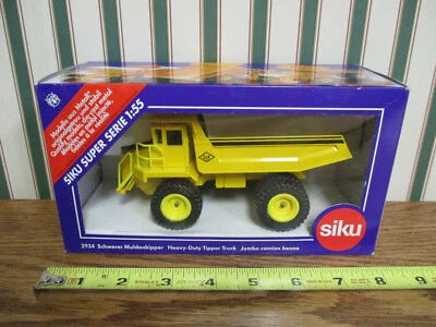 O&K K40 Heavy Duty Tipper Truck  By Siku 1/55th Scale - Image 1 of 4