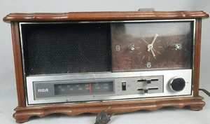 Vintage 1970 RCA AM FM Radio Alarm Clock Model RZS 494F Fruit Wood Finish - Picture 1 of 9