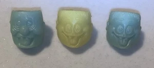 Vintage Menge 3 Clown Monster Gesicht Ring Cracker Jack Kaugummi Getreide Premium Spielzeug - Bild 1 von 3