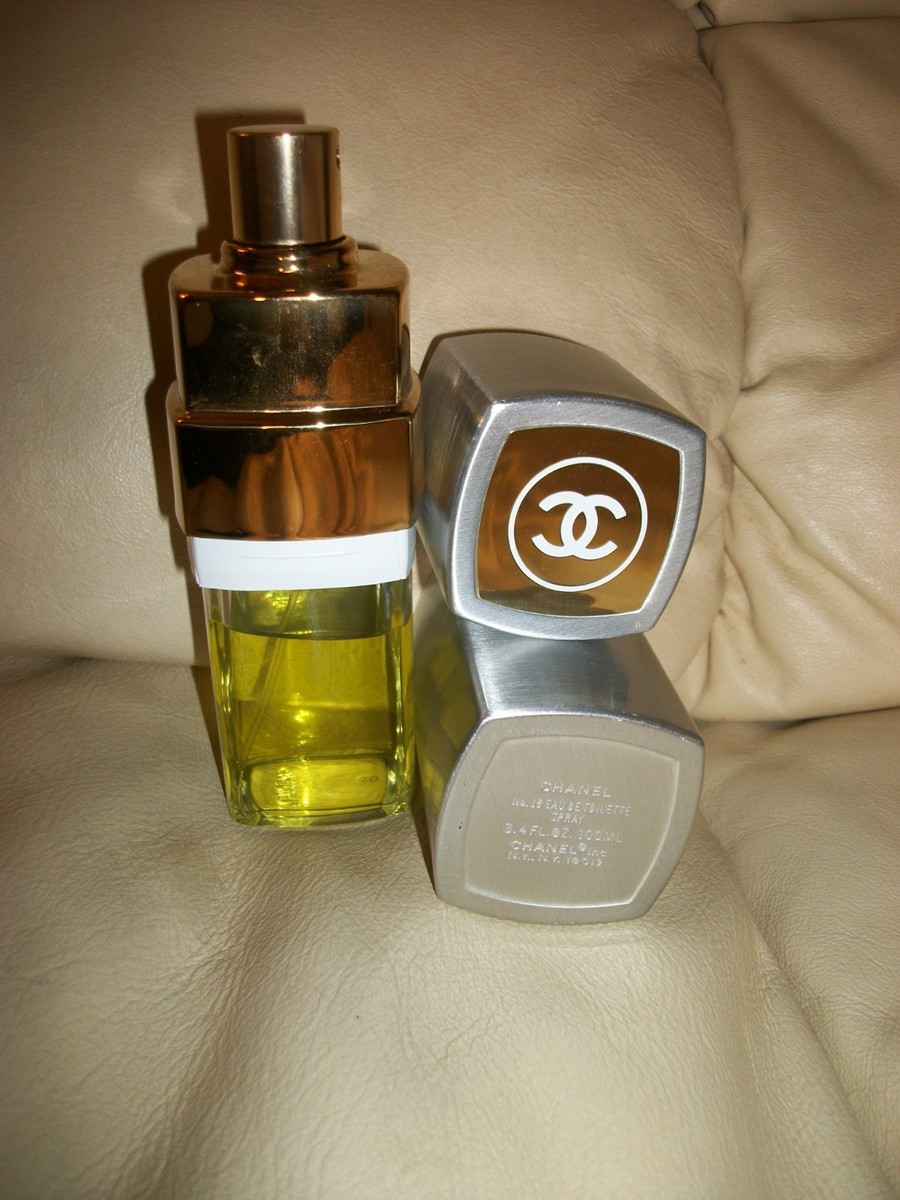 2本セット　CHANEL N°19 Eau de Toilette 100ml N°19 - Cologne & Fragrance | CHANEL