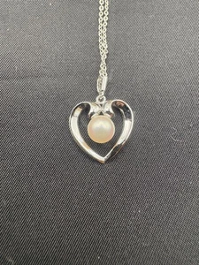 MIKIMOTO Pearl Necklace, Genuine Pearl, Silver, Heart Shape - Picture 1 of 3