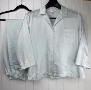 Oscar De La Renta Pink Label 2 pc Pajama Set Blue Large Pearl Lace Detail Silky - Picture 1 of 8