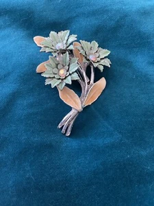 Coro Flower Brooch green and yellow Enamel AB Rhinestones Vintage - Picture 1 of 2