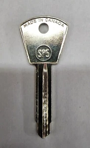 Vintage Alfa Romeo Key Blank SP5 - Picture 1 of 1