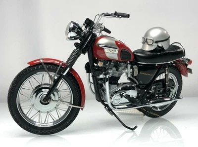 Franklin mint 1:10 1969 Triumph Bonneville motor Bike Red Classic model rare 112 - Image 1 of 4