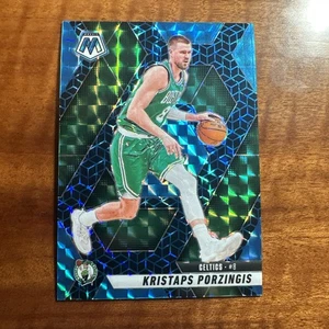 2024-25 Panini Mosaic Kristaps Porzingis #69 /25 *FOTL Spectric Blue* - Picture 1 of 2