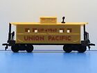 HO Scale "Union Pacific Railroad" UP 49940 Freight Train Caboose Car #1