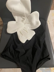 Women 1 pcs 3D flower Swimwear Beachwear Bathing suit Black/White/Pearls NWT - Picture 1 of 8