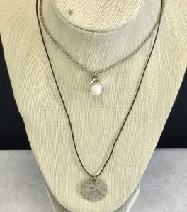 Collar Colgante Aeo Doble Hilo Perla Imitación - Tono Plata Águila Americana - Imagen 1 de 10