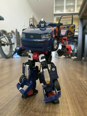 HASBRO Transformers Alternators #17 Skids Toyota Scion xB in great condition - Image 1 of 4