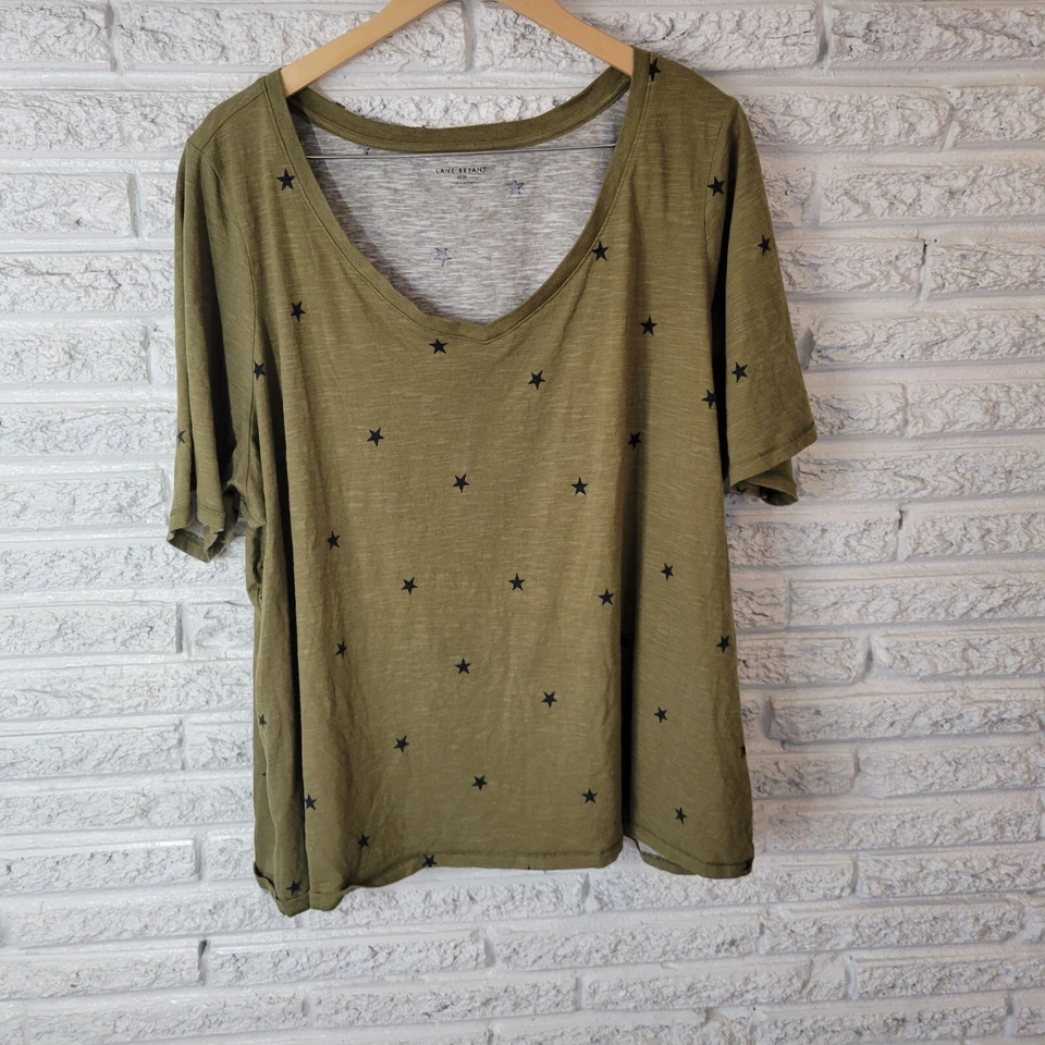 Lane Bryant Womens Top 26 28 Plus Tee Short Sleeve Cotton Blend Green Stars - Image 1 of 4